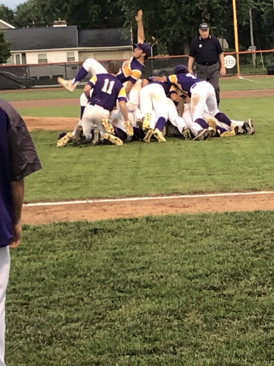 BHSGoldenBears's tweet photo. Bryan ACME 2019 State Champions with a 10-1 win over Archbold tonight in Coldwater. #Back2Back #DOMinatingWin #DMGB https://t.co/GGk03atvxA