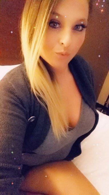 Going hard is the only option when you a hustla baby... No time for you baby if you aint a contribution<a href="/tag/alwaysgettingpayed"class="tags"><span>#alwaysgettingpayed</span></a>