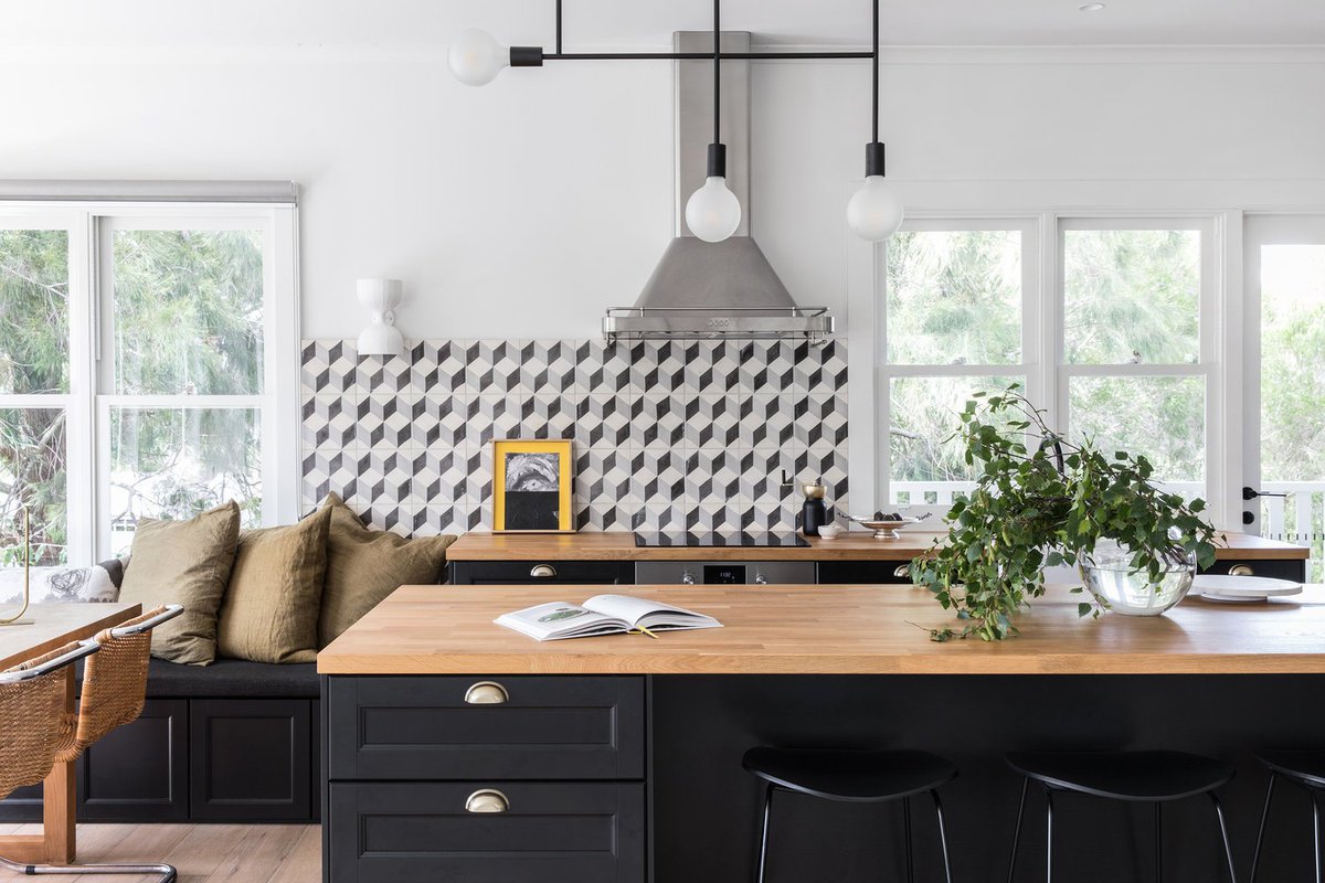 Just_DIY_Decor's tweet photo. House Tour :: Graphic & Green Summer Residence
https://t.co/XsLCXgs2sr
#homedecor #home #diy #summerresidence #summer https://t.co/G3DaOi9jeP