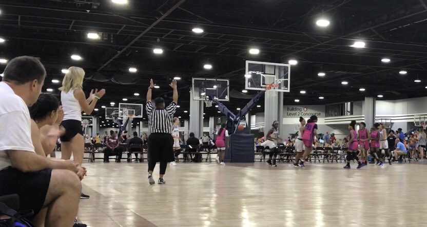 realTriciaMacke's tweet photo. It all comes down to this.. years of coaching these girls and now, their final 2020 tourney in Atlanta. I’m blessed-they’re hungry. Let’s go! @jaidendouthit @natalielarra_04 @LabordeauxJayla @meghan_walz @Jadesimp32 @pipermacke @wingler_kendall @FOX19Tricia @RoyalsKentucky https://t.co/CBV50ziIVj