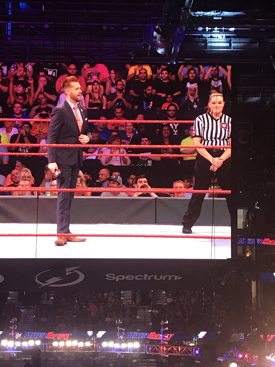 jgo24's tweet photo. Cool seeing @WWELadyRefJess in the ring at @AmalieArena https://t.co/rgSUrdYGtZ