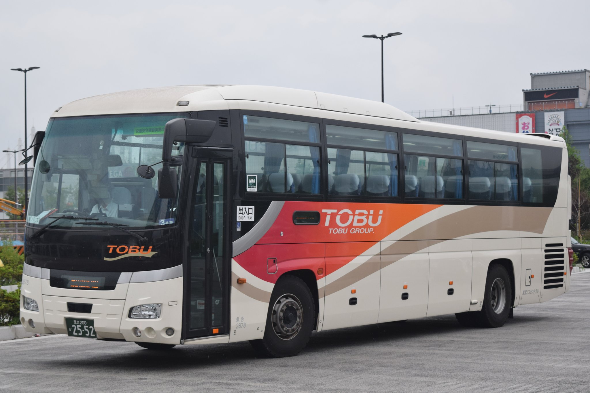 くりくりゆう 東武バスセントラル 2878号車 東京テレポート駅 スカイツリーシャトル お台場線 として スカイツリータウンとお台場 大江戸温泉物語を結んでいるそうです ガーラに折戸の設定ってあるんですね T Co Xcndnbmj2o Twitter