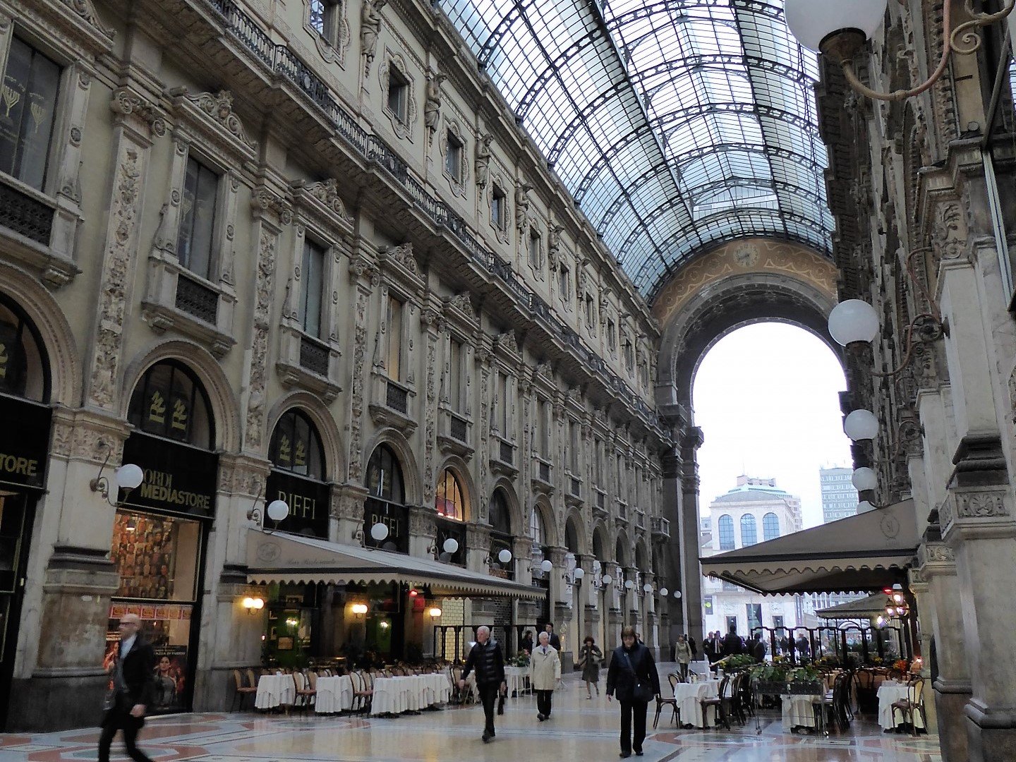 かむかぜの ミラノのガレリア ガレリア アーケード ヴィットーリオエマヌエーレ2世 ミラノ イタリア T Co Wvhigqy5mh Twitter