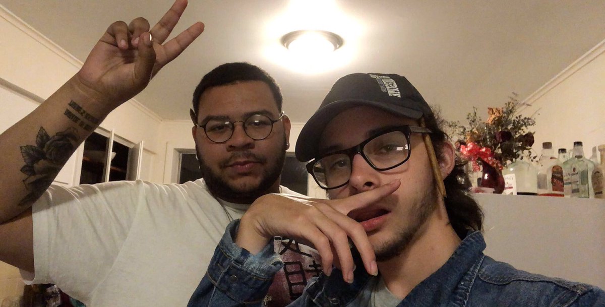 buddahbobby's tweet image. #WhosWhoOfUL 

-Bobby
-UL22
-Moving Image Arts Major
-I make music sometimes 
-Let’s smoke

#UL20 #UL21 #UL22 #UL23