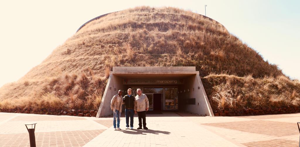 TheTouchdown326's tweet image. #TheTakeOff #dailytopic 
@USEmbassySA