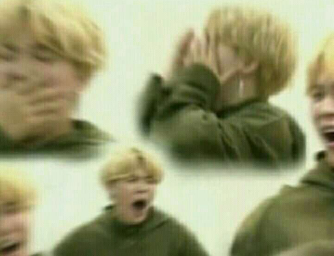 Fran63086658's tweet photo. @coreaymas 
#BTSyMasPersona 
Yo cuando miro un unboxing de un álbum y cuando veo que fotocards les toca: grito aunque no sea mío :"c
: https://t.co/Vnnyx8zXD0