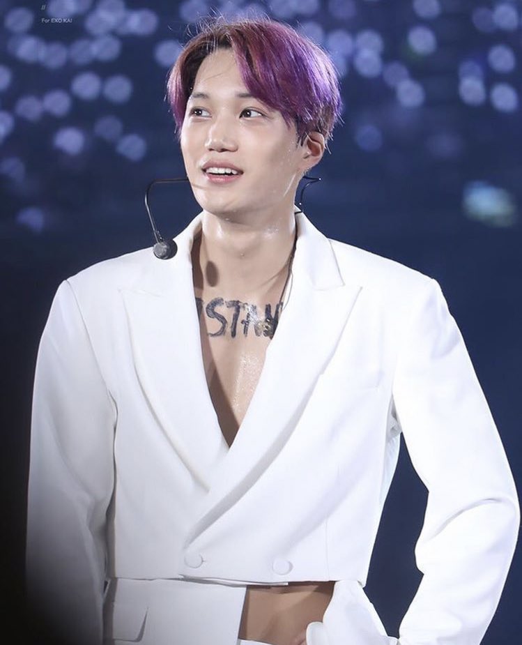 jonginpic's tweet image. 🐻💜💜💜