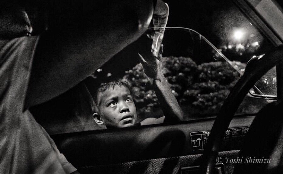 shimizu_photo's tweet photo. Some of us have met our guardian Angels and treat them like beggars because they showed up with beggars bowl

#Philippines #streetphotography #bnw #bnwphoto #potd #bnw_greatshots  #OutOfSchool #blackandwhitephotography #fujifilm #monochrome #fujifilm_xseries #vss365 @ThePhotoHour https://t.co/3Gf4crhldL