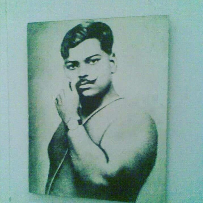 AkshayNEdake's tweet photo. Remembering the great revolutionary of Indian freedom struggle Chandra Shekhar Azad on his 113th Birth Anniversary.
#ChandrashekharAzad https://t.co/AuOEmYA5UC