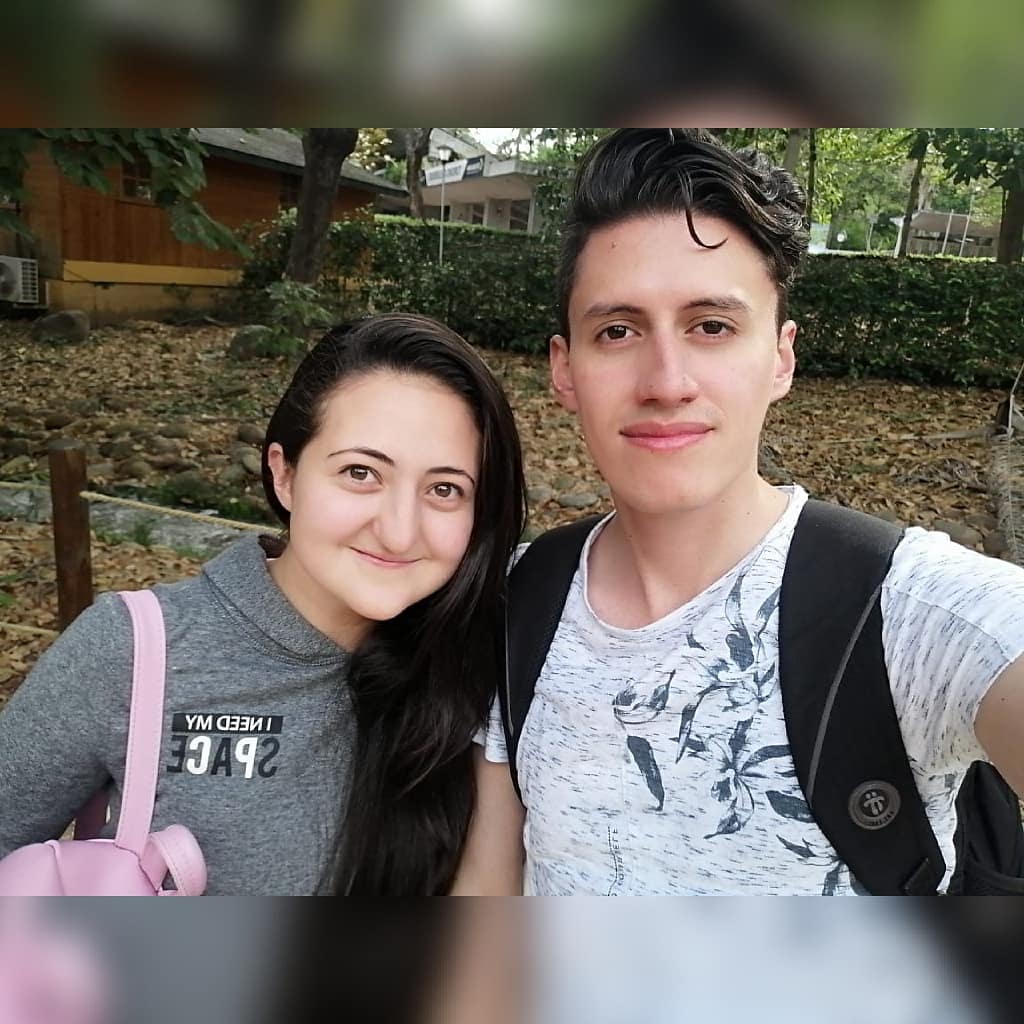 21Eliiza's tweet photo. #mejoresamigos #piscilago https://t.co/4JNgjszpGN