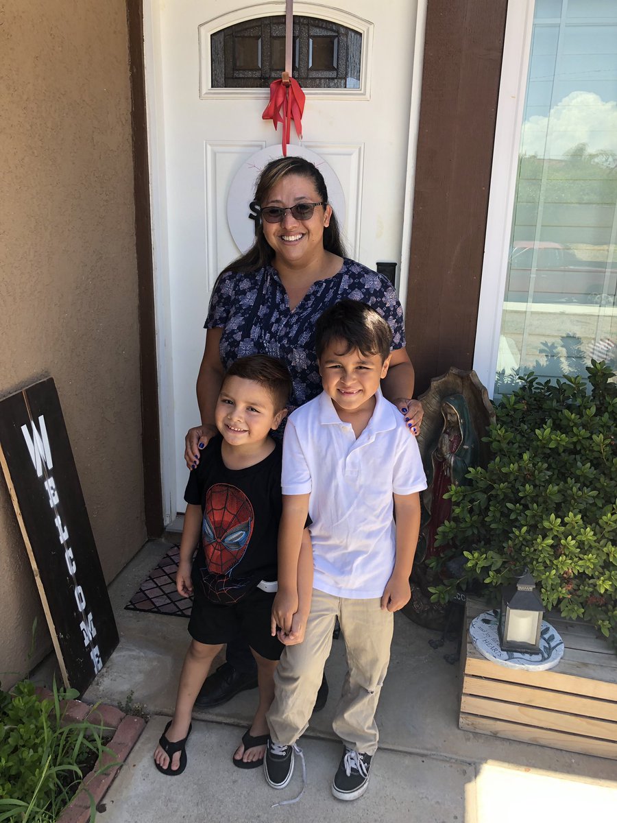 blessedbrina_ms's tweet photo. We welcomed Sra. Vargas new Kindergarten class of 2019-2020 by visiting our scholars homes. We were thrilled to welcome them face to face.  Looking forward to seeing our scholars again on the 1st day of school. @HGA_EAGLES @CNUSD #HGADreamBig https://t.co/InQvisbLdJ