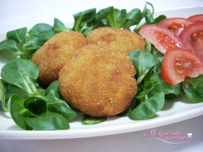 Buenos días.
Y hoy especial para los niños, #hamburguesitas de #pollo con #queso 
miqueridacocinera.es/salado/hamburg…