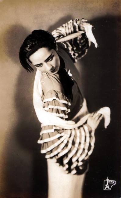 男装の麗人、水の江瀧子さん。
昭和30年代にして現代にも通じるかっこよさ…。 