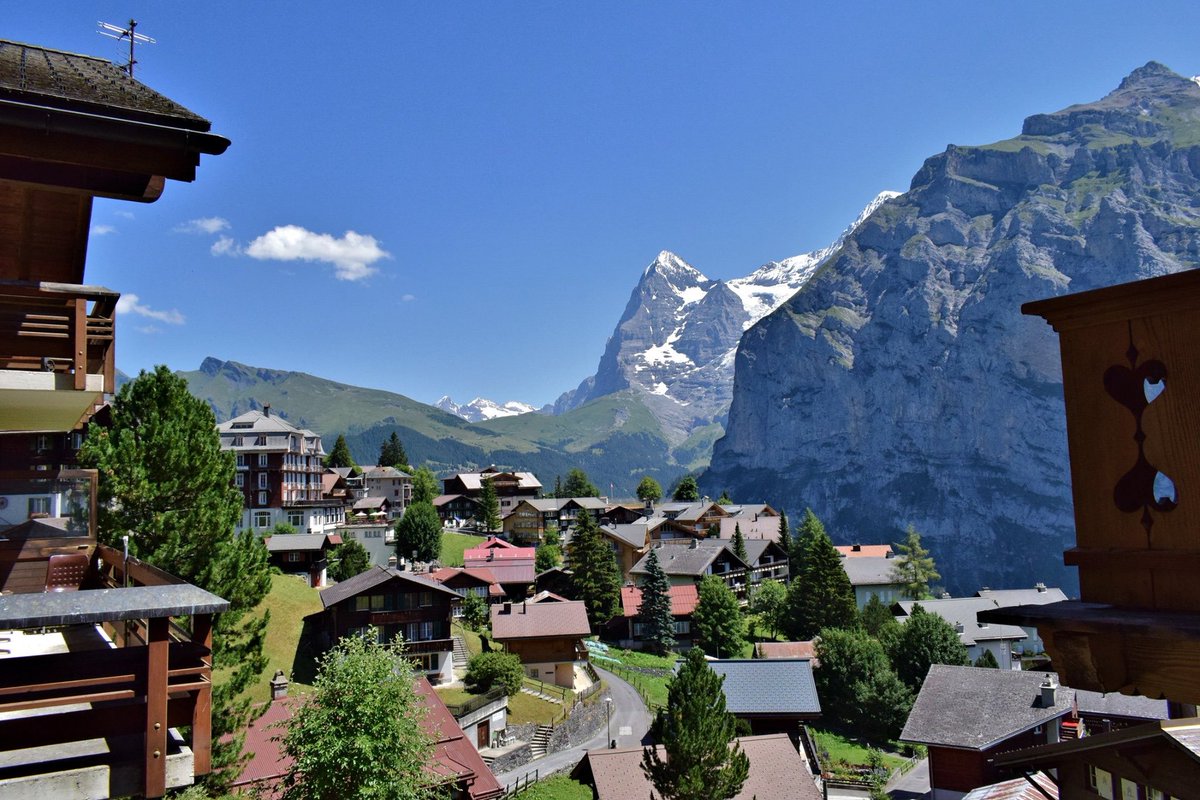 View from #Mürren village. One of the best village views in the alps? #homeofskiing #swissalps #ThePhotoHour #StormHour <a href="/EarthandClouds/">Earth and Clouds</a>