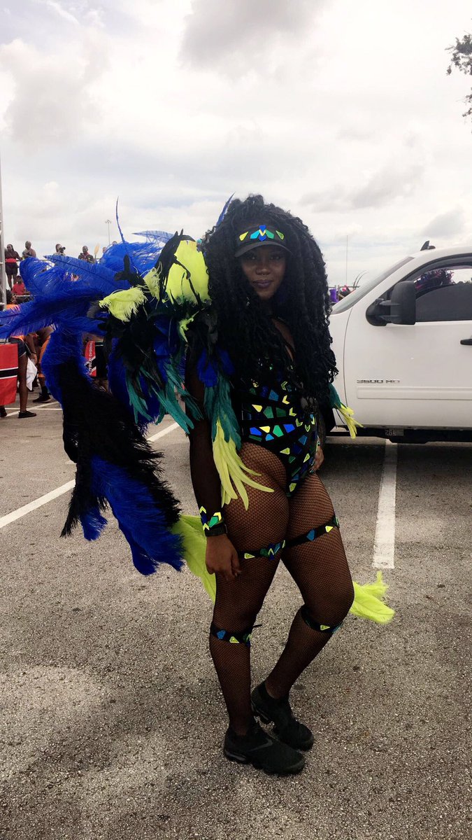 SWEETtriniSOUL's tweet photo. #carnivaledition #BrownSkinGirlChallenge https://t.co/GOpMwwD9O0
