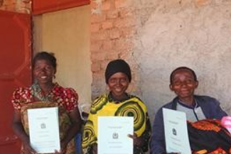 USAID's Land Tenure Assistance activity maps residential and agricultural land parcels to help landholders. Learn how Nilumba Ngogo received training to obtain her Customary Certificate of Occupancy, and cultivate all of her land: ow.ly/DOya30p6Agp @DAIGlobal