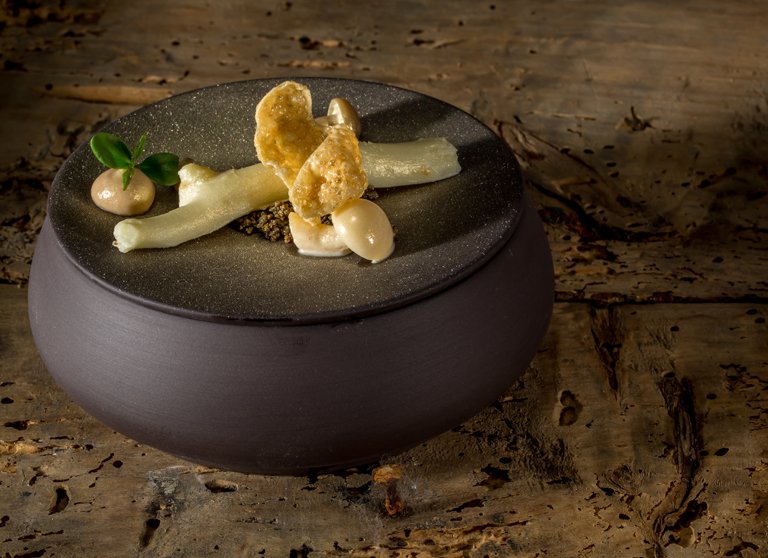 We hebben recent ons Menu INSPIRATIE vernieuwd en uitgebreid naar max. 8 gangen: restaurantatelier.nl/nl/menu/inspir… #gastronomie #zuidlimburg #genieten #gulpen