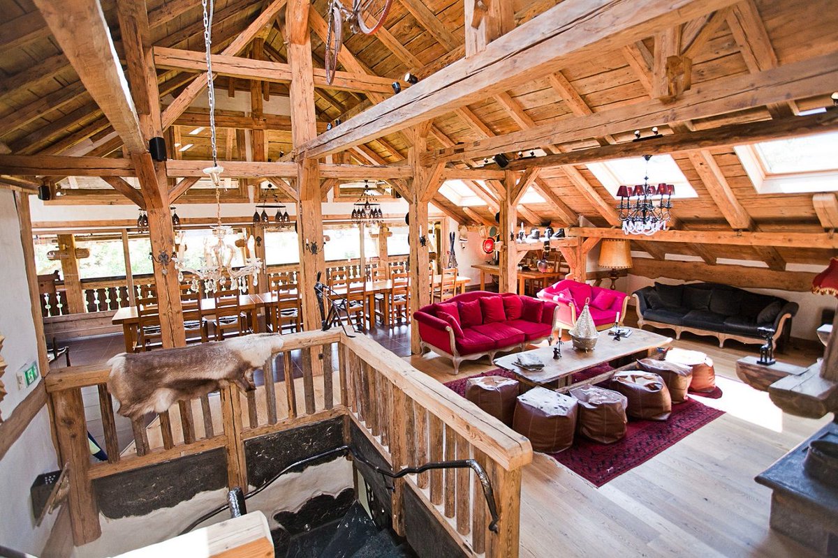 AWDGroup_UK's tweet photo. Make it an #unforgettable stay at La Ferme du Lac Vert, in the #FrenchAlps
Read the details about this sublime 19th Century Savoyard farmhouse situated in Montriond...https://t.co/t2ePz5x9xB
#Conferences #ExecutiveTeamBuilding #CorporateEvent #MeetYouAtTheShow #SMMT #AMchat #RT https://t.co/uz1tcVnUBV