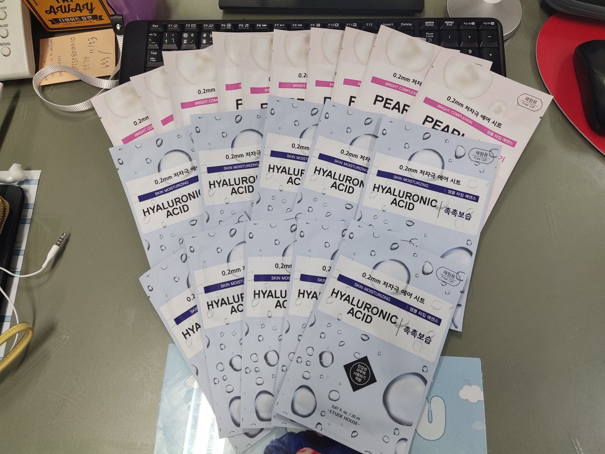 Orderme_plz's tweet image. (พร้อมส่ง) Etude Mask
3แผ่น 100฿
🌟สูตรไข่มุกธรรมชาติ ช่วยปรับผิวให้ดูสว่างกระจ่างใส ลดจุดด่างดำและริ้วรอยต่างๆ ทำให้ผิวเนียนนุ่ม แลดูอ่อนเยาว์
🌟 Hyaluronic Acid  มาส์กที่ช่วยคืนความชุ่มชื่นให้กับผิวที่หมองคล้ำ ด้วยสารของไฮยาลูโรนิก เหมาะกับผิวที่แห้งและขาดน้ำ