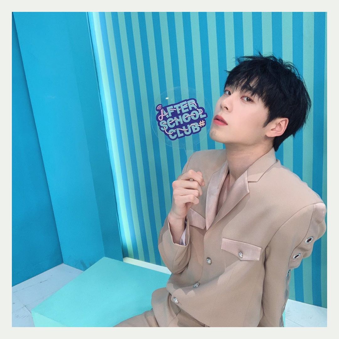 190723 Arirang <After School Club> Instagram post
Selfies with #KNK

instagram.com/p/B0QM0orJCmL/…

#크나큰 #KNK_SS_COLLECTION #KNK_SUNSET #SUNSET #KNK_ASC 
#박서함 #이동원 #정인성 #김지훈 #오희준 @KNKOfficial220