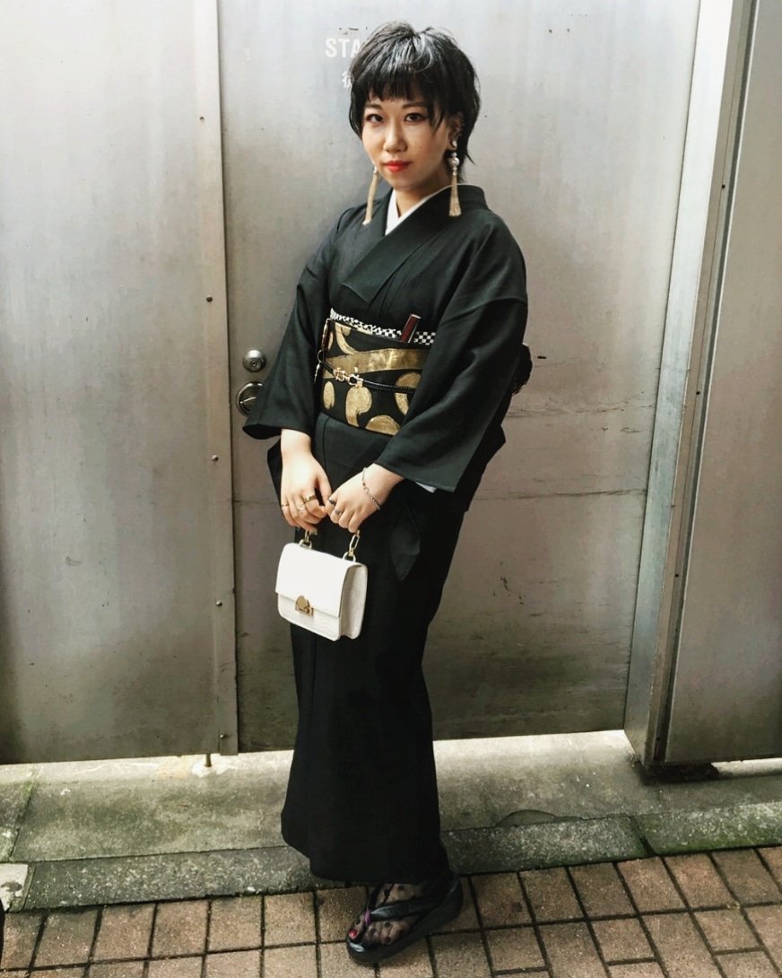 クーポン配布中交換無料 喪服 夏着物 喪服 絽 家紋有り 家紋有り