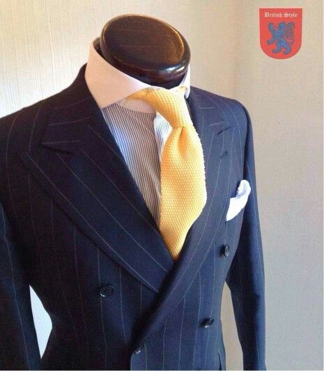 lelandstyles's tweet photo. Double Tuesday! Want to be noticed? A double-breasted suit with the right color combination will do the trick. Keep it stylish, gentlemen.
#doubleTuesday #mensluxuryfashion #luxuryfashion #leleandstyles #Keepitstylishgentlemen #England #London https://t.co/j7l5KrJQAV