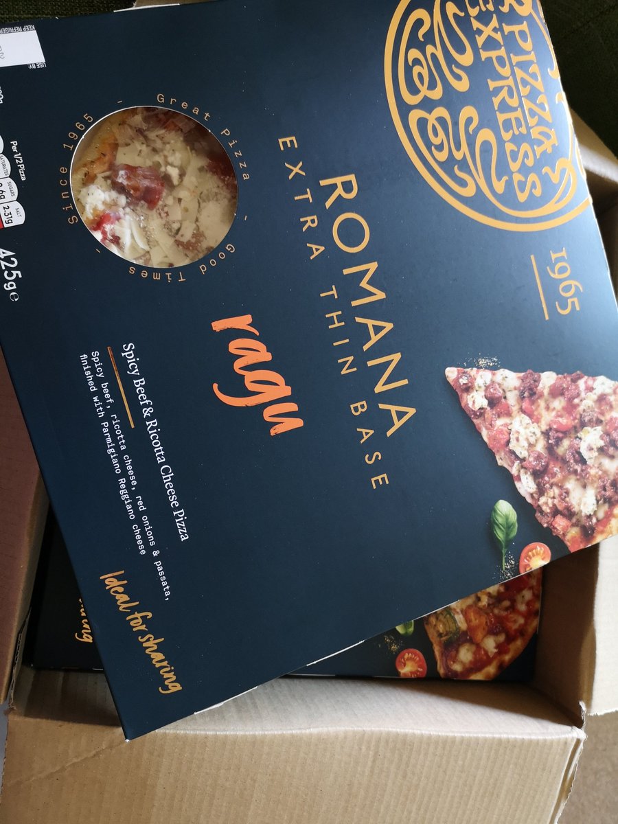 Ad- Gifted. What a great delivery on the first day of the holidays. Looking forward to trying these <a href="/pizzaexpress/">PizzaExpress</a> Romana pizzas 😍