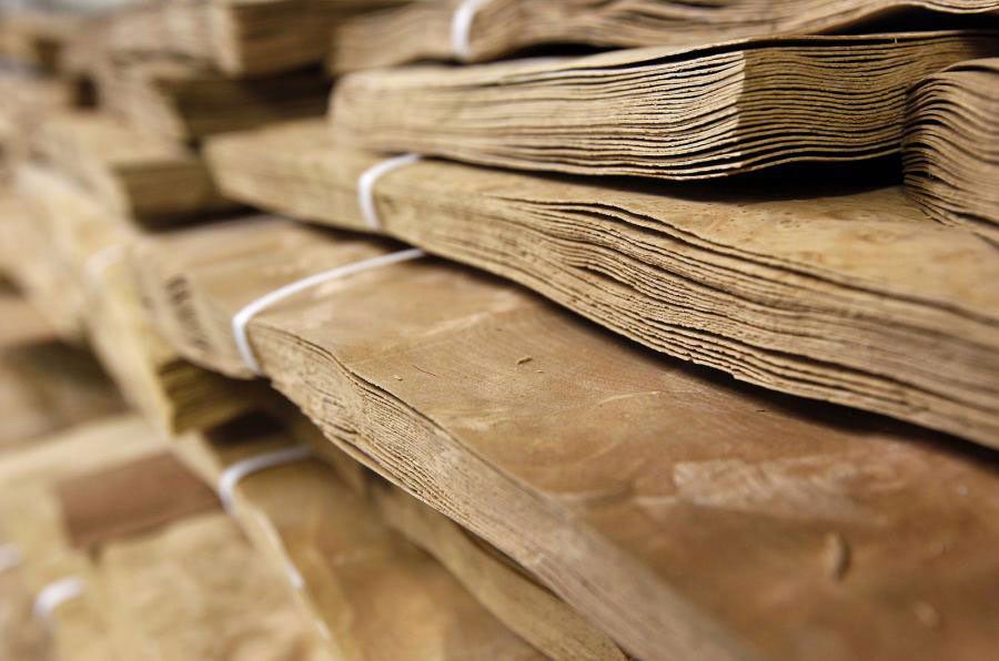 NielsvanRoij's tweet image. Exclusive woods

#Bookmatching is the process of coordinating two #wood surfaces. This means two neighboring surfaces mirror each other. This gives the effect of an opened book. Even #marble or other patterned gem can be bookmatched.

More on:
nielsvanroij.com/portfolio/the-…