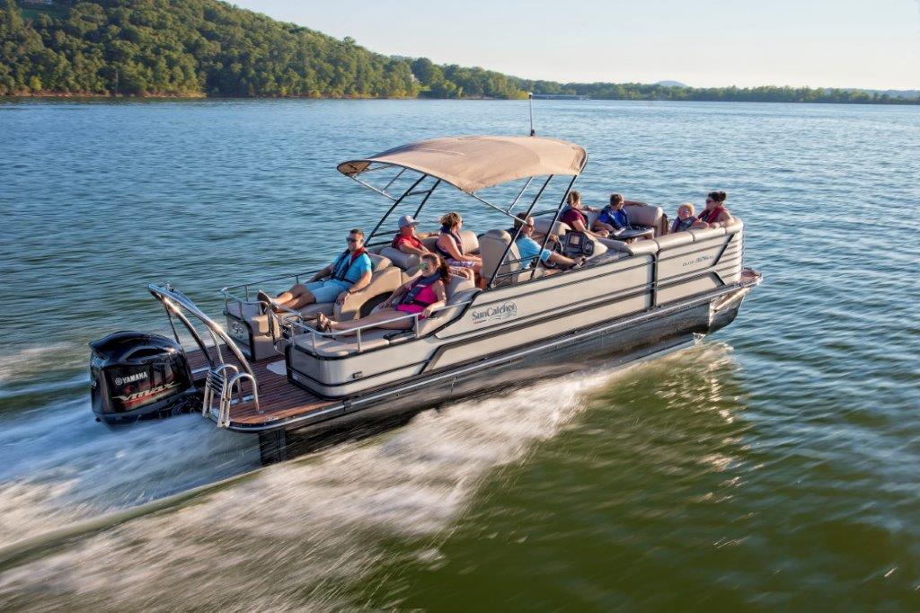 The Elite 326 SS has beautiful furniture throughout with elegant loungers that have "soft-touch" vinyl and plush cushions.  It comes with the premium Kicker® sound system that is paired with quality speakers throughout the boat. 

suncatcherpontoons.com/sun-catcher-el…

#g3life