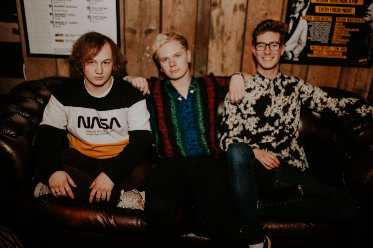 Scarborough Seafest (@scarboroseafest) on Twitter photo Meet <a href="/FollowDeepUK/">FOLLOW DEEP</a> a young, emerging indie/alternative rock band from Hull!
The band has a heavy yet unique sound - mainly due to having a saxophonist in the mix -that brings an energetic quality to every stage they step foot on.
Playig Saturday at 8:30PM Meet <a href="/FollowDeepUK/">FOLLOW DEEP</a> a young, emerging indie/alternative rock band from Hull!
The band has a heavy yet unique sound - mainly due to having a saxophonist in the mix -that brings an energetic quality to every stage they step foot on.
Playig Saturday at 8:30PM