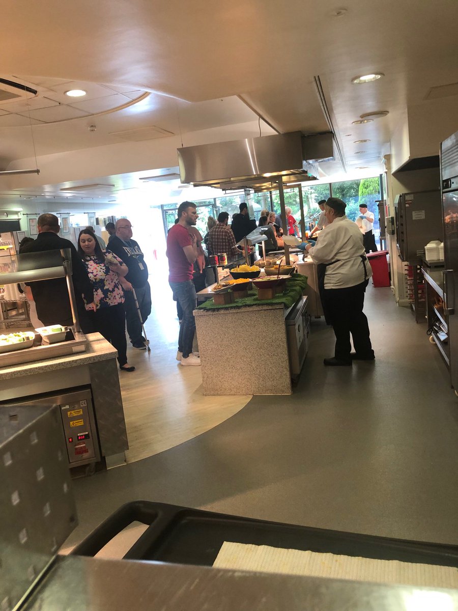 LStoreys's tweet image. #busybusy #craigforth #indemand #stirling #getitbeforeitsgone #saltchillichips #foodies #westisbest #welovethisbusiness @lynnywinny_lynn @georgegunn2303