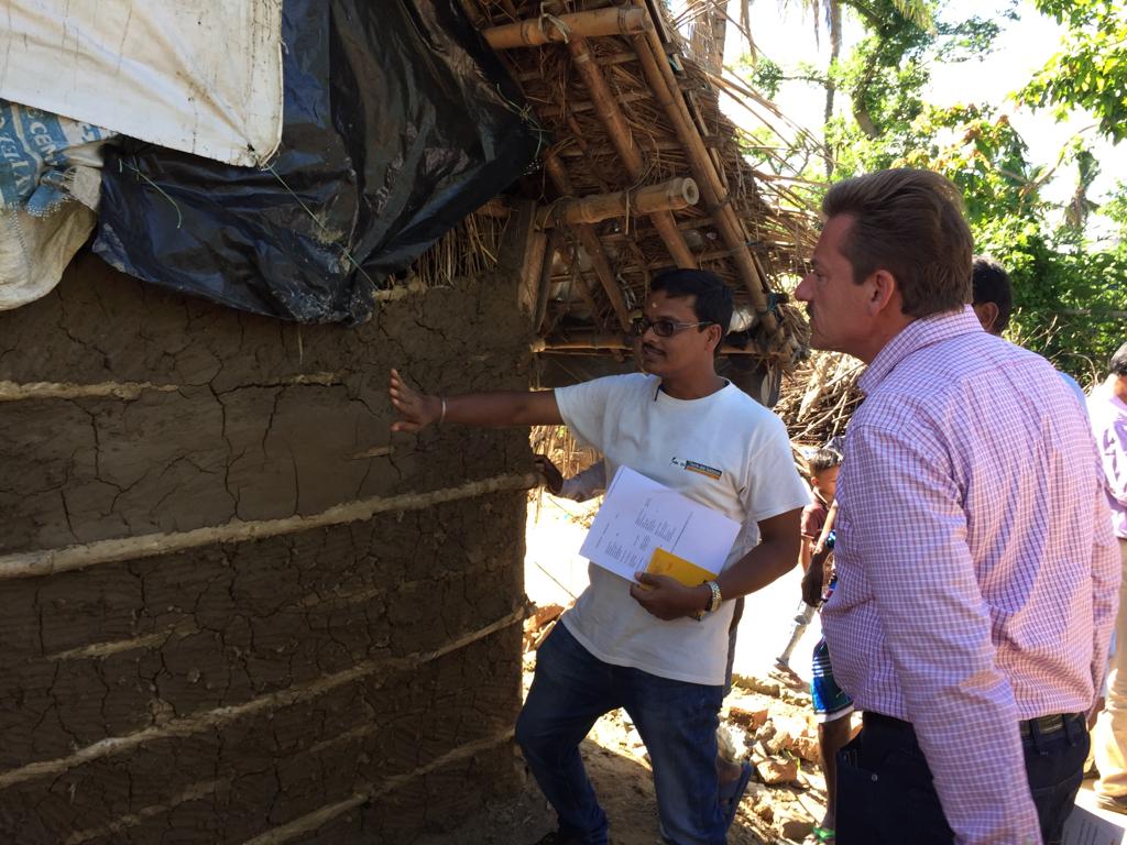 SwissEmbassyIND's tweet image. Swiss Ambassador Andreas Baum meeting farmers that benefitted from the post cyclone relief and resilience measures implemented by Terre des Hommes Foundation with the support of SDC. Project benefits 1000 persons and 190 schools.#cyclonefaniupdates #standwithodisha @tdh_ch