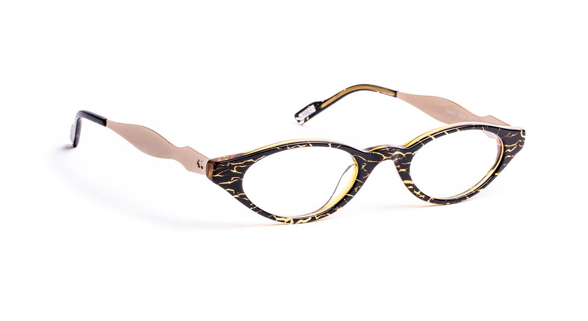 JFREYBOZ's tweet photo. JEAN-FRANÇOIS REY 1985 COLLECTION「DIANE」やや細めのシンプルなDIANE。全3色blogにてご覧くださいませ。
#daikanyama　#eyewear　#jfrey　#1985collection　#diane　#代官山は今大雨　
https://t.co/H1od5YARzS https://t.co/fNdzERLpkI