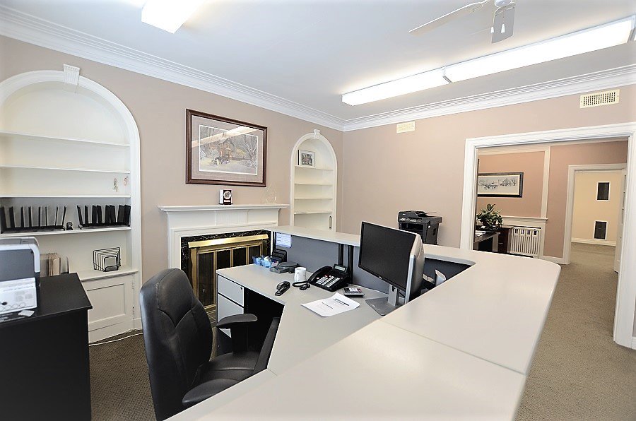 JeffMillerRE's tweet photo. FOR LEASE! 27 First St.,Orangeville $2550 Gross/month Main Floor. Approximately 1250 Sqft With Main Reception Area, 3 Main Offices And A Large Middle Area. 6 Dedicated Parking Spaces, 2 Piece Bathroom, Tastefully Decorated. #orangevillerealestate #officespace #orangevillerentals https://t.co/AHPEfJXQbe