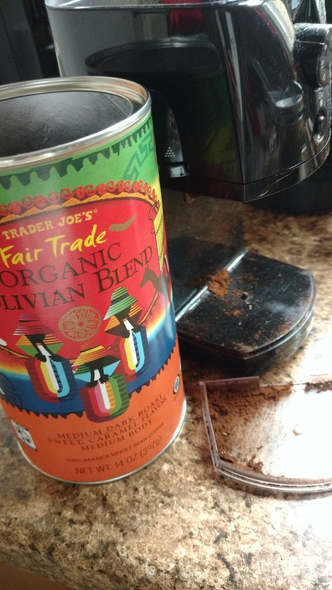 GloriaBB2's tweet image. I have a Love/Hate relationship with my Chefman coffee bean grinder.

Love all the multiple grind choices.

Hate all the coffee dust it tosses.

#CoffeeProblems