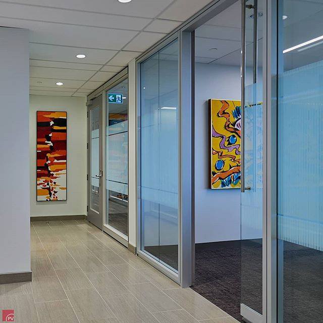 interra_arqteca's tweet photo. Artwork of Office Corridors // . 📸 @torontointeriors.photography . . . . . . . #toronto #interior #interiordesign #officedesign #corridor #artwork #architecturalwall #interiorphotography #archotecturalphotography #altos #offce #PVoronenko #pavelvoron… https://t.co/pzvHHUCA1O https://t.co/CwJ7LsAeag