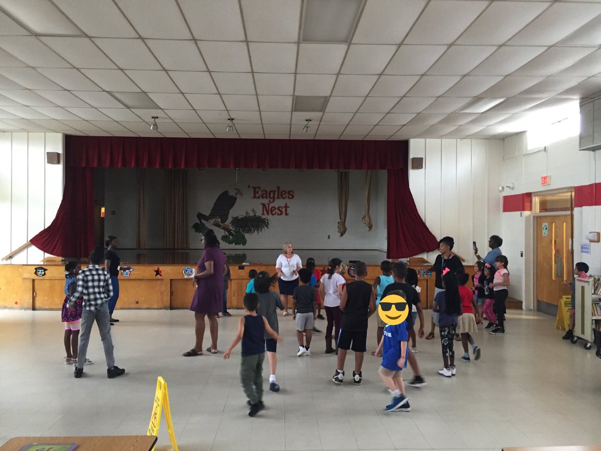 cshep8494's tweet image. Manchester’s Rock Star Readers are Rockin’ &amp;amp; Rollin’ their way to assessment success! @CumberlandCoSch @NC_RtA @KHill_educator @jenlloyd16 @NatalieGodwin @mellottahill1 @katiegreene25 @tteach22 #2019ccsrtacamp #litnccs #manchesterreadingrockstars