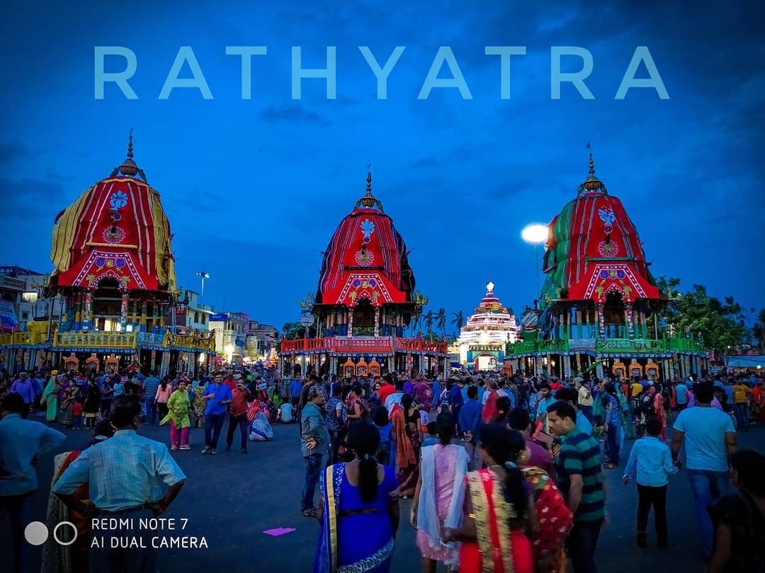 #Repost @naturalmoments._
• • • • • •
<< RATH YATRA 2019 >>
•
•
#rathyatra2019 #puri #chariots #lordjagannath #balabhadra #subhadra #godschariot #rathyatrafestival #utkaldeepika