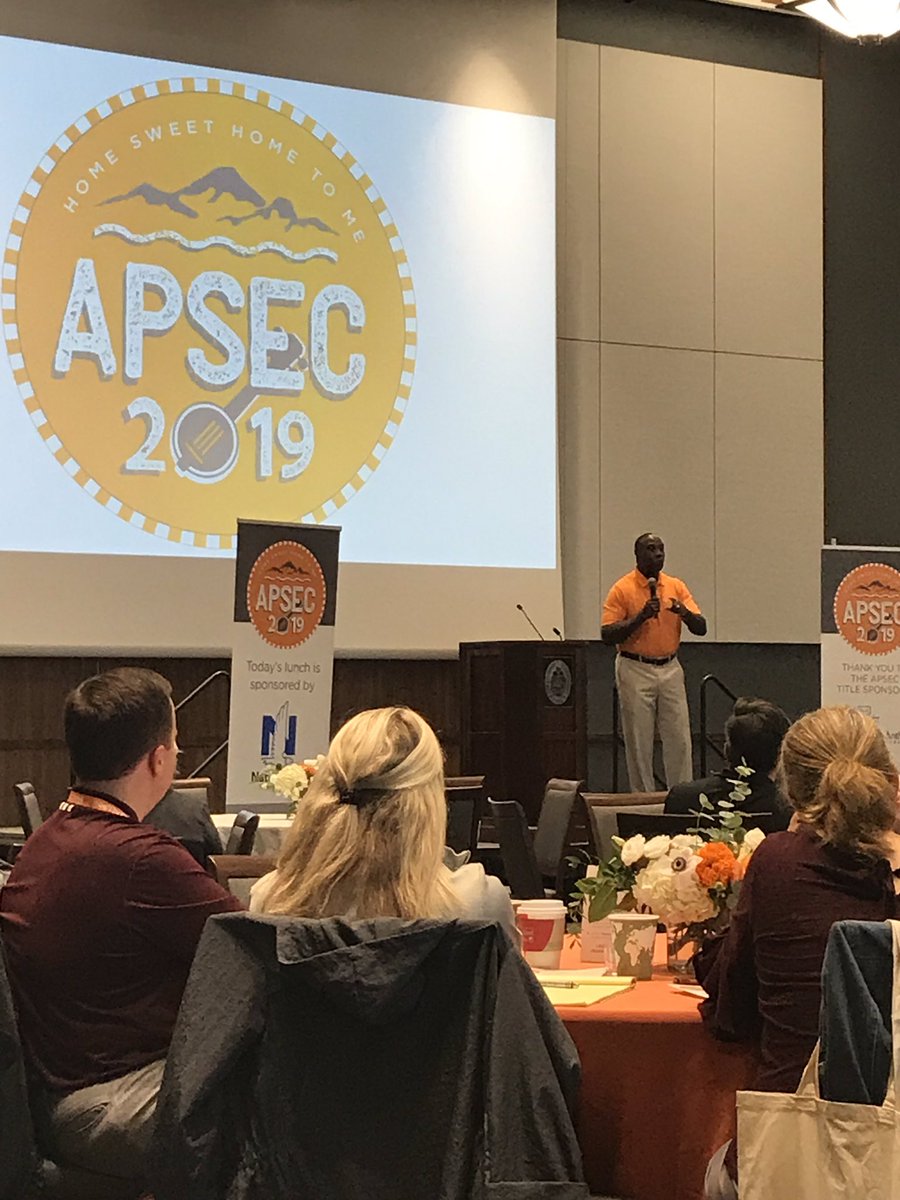 ehaag's tweet image. .@APSEC19 day 3 has kicked off!  Great to start the day with one of the most loyal and truest VFLs there is, @CFD22! #APSEC19