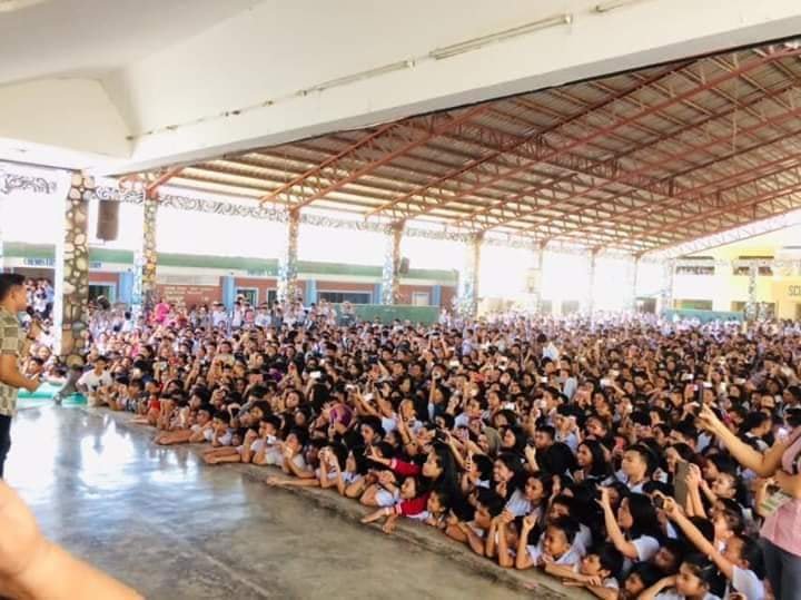 philipbokingo's tweet photo. @misterlance_ in Butuan. Lance Busa for the Win.

#IdolPhilippines
#pleasevoteforhim
#pleasehelp https://t.co/hB80OTMNvb