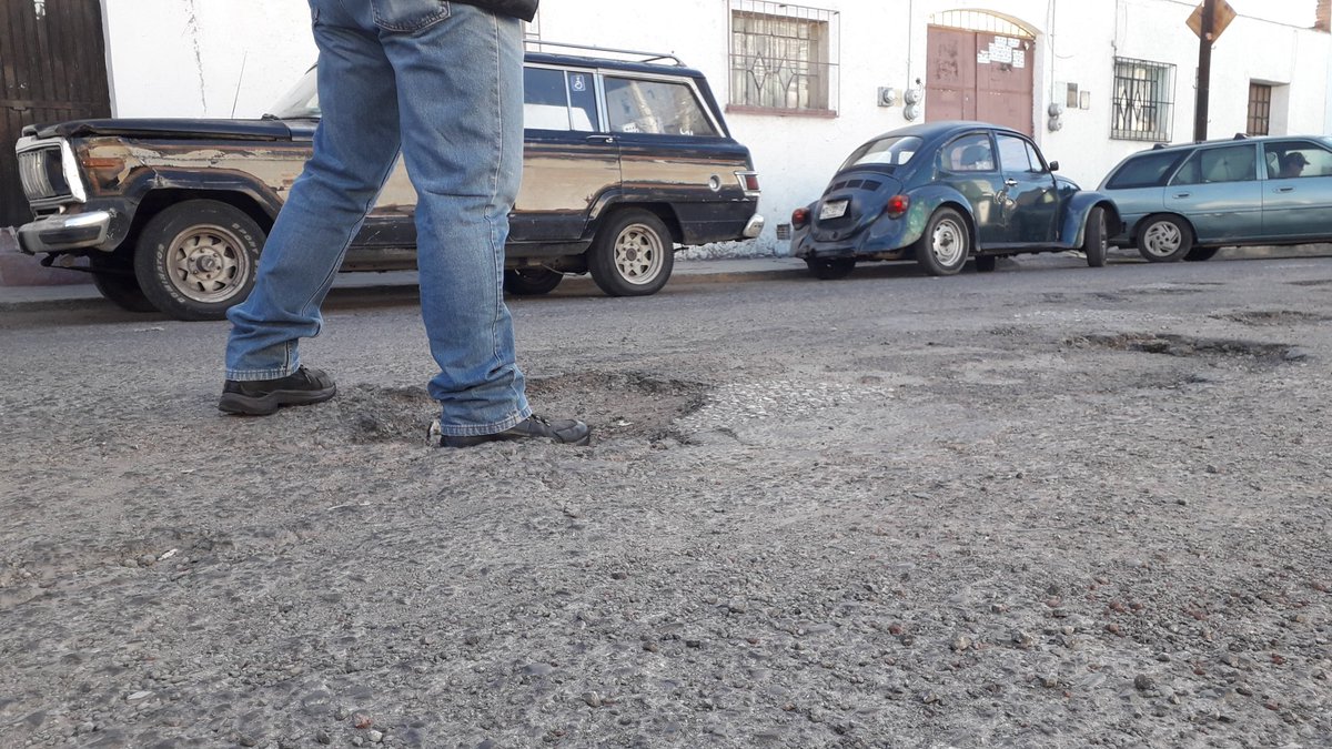 AnaDoe4's tweet photo. @ManoloLarrieta hola manolo con respecto a tu comentario de los super baches te envio fotos de la 12 de octubre https://t.co/yJiGdGDSzN