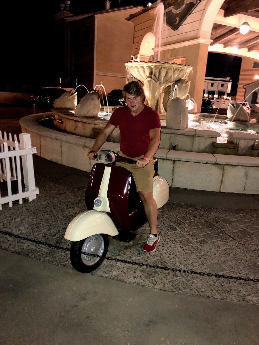 Happy birthday Bigs 🐻❤️ have a great day <a href="/m_warholic/">Mason Warholic</a>