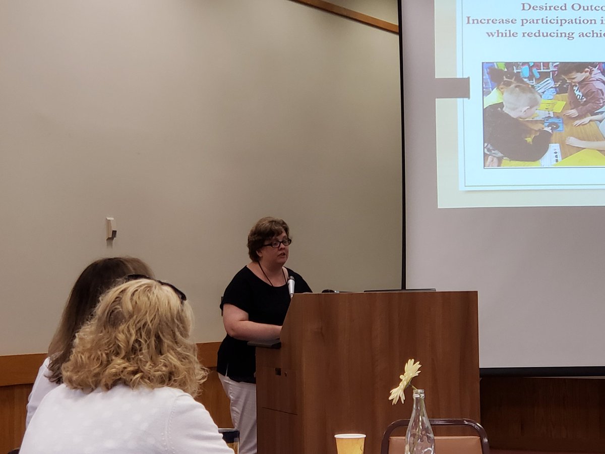 Laurie Halbert tweet media