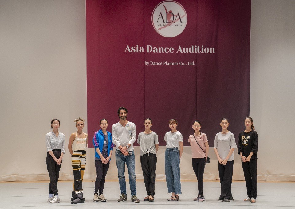 BNSballet's tweet photo. ¡Gracias a #댄스플래너DancePlanner por esta gran experiencia!

@AuditorioSodre 

#MásBallet #BalletNacionalSodre #BNS #Ballet #Dancer #BalletDancer #BalletLifestyle #BalletForever #Uruguay #BalletForEverybody #asiadanceaudition #seul #corea https://t.co/srSlAZSmWY