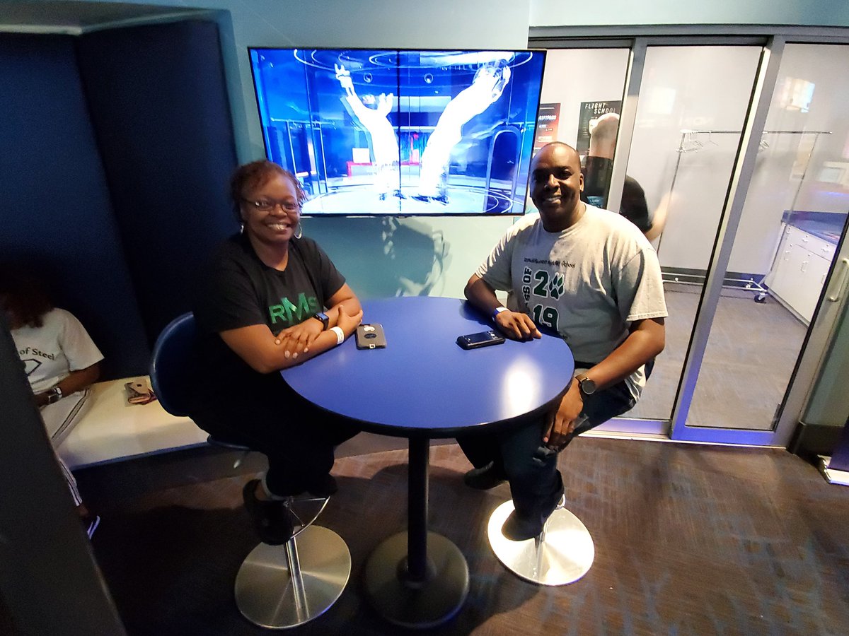 The Admin team had no idea that when I said we were going to IGNITE our students, staff, and community to soar to new heights that it meant WE would have to learn to FLY FIRST! #IGNITEP³ <a href="/TheKaonisT/">Kaonis Thomas Jr., Ed.S</a> @DMarshallRMS @JStewRMS <a href="/GORMSWILDCATS/">Priscilla Branch</a> @RMS_CAP @jones_mjRMS