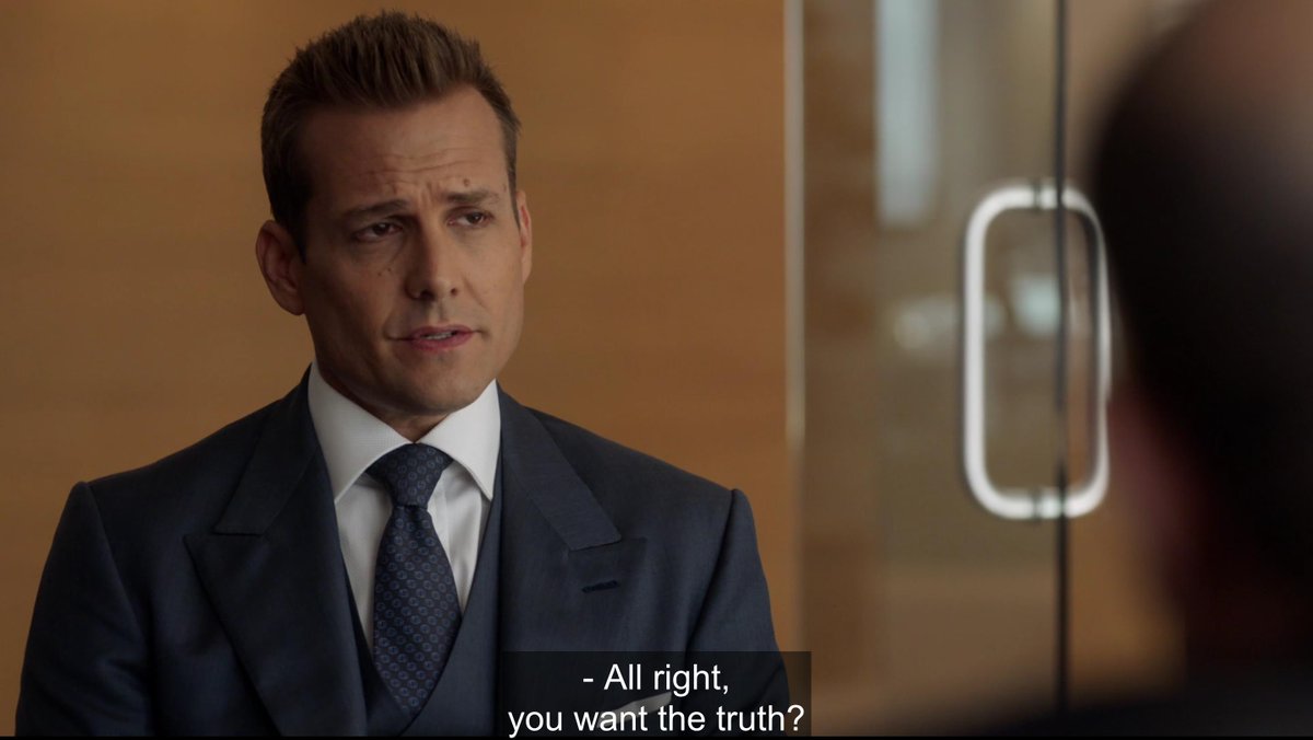 JAMMFsSassenach's tweet image. S7 Harvey oh boy!! now he's embarrassed...Will not admit unless left with no choice. His face says it all...
#HarveySpecter #Suits9 #Suits10