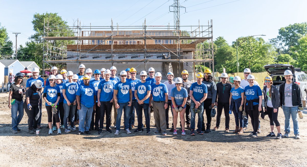 MSIFoundation's tweet photo. Through @HabitatChicago's #TheHouseThatTechBuilt initiative, the @MotoSolutions sales and services team recently helped with the construction of an affordable new home for a family in Chicago’s West Pullman neighborhood. Learn more: https://t.co/fG5kq7F9xi #MotoSolutionsCares https://t.co/Hkf6cQkaB9
