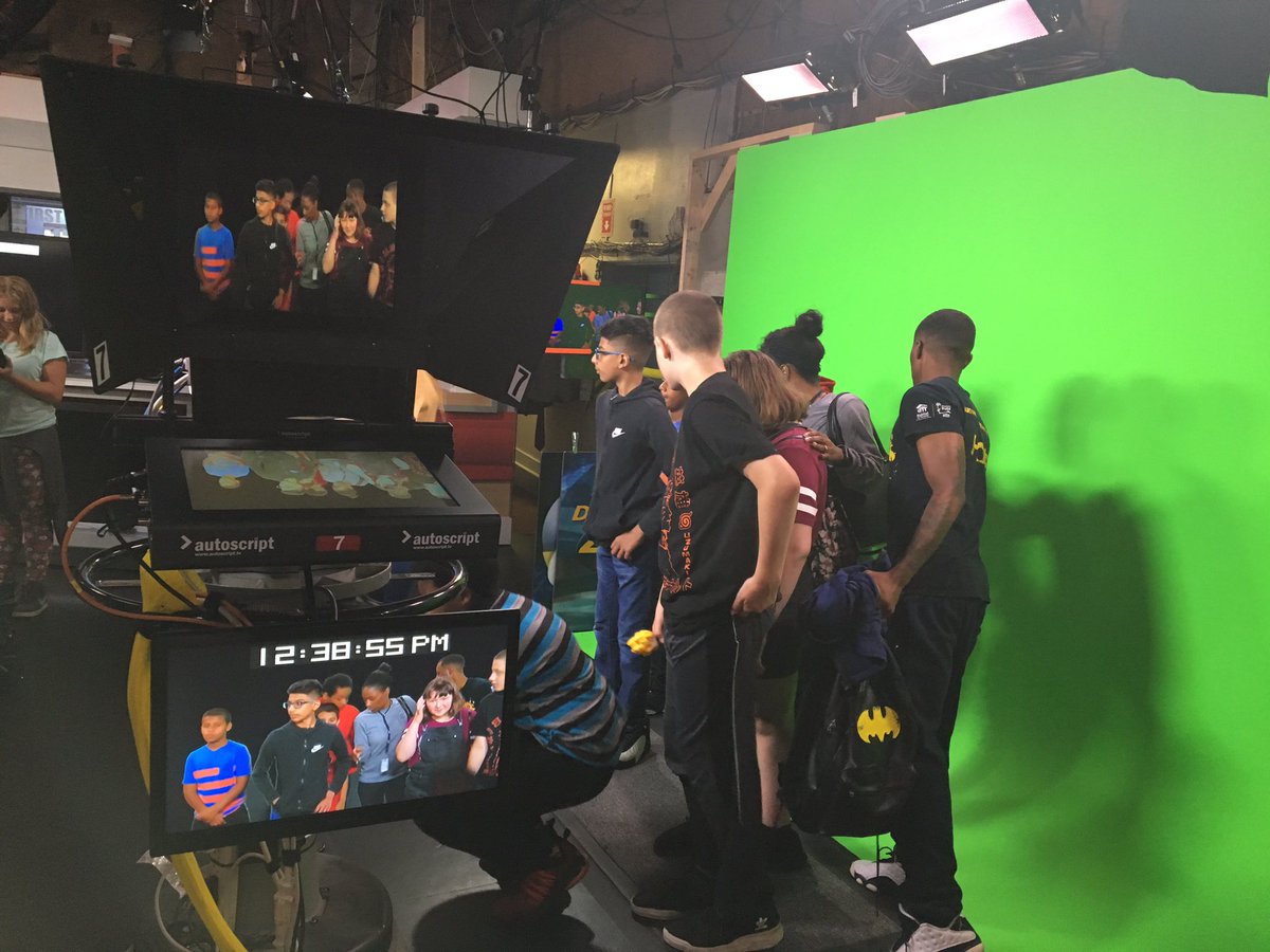 JRCJMU's tweet photo. A nice #summer field trip visit from the students & staff of #LibertyPartnershipsProgram camp from @SUNYSchenectady to see how we put the news together. Green screen and all. #CommittoKids @WNYT https://t.co/YI1IB9YDRc