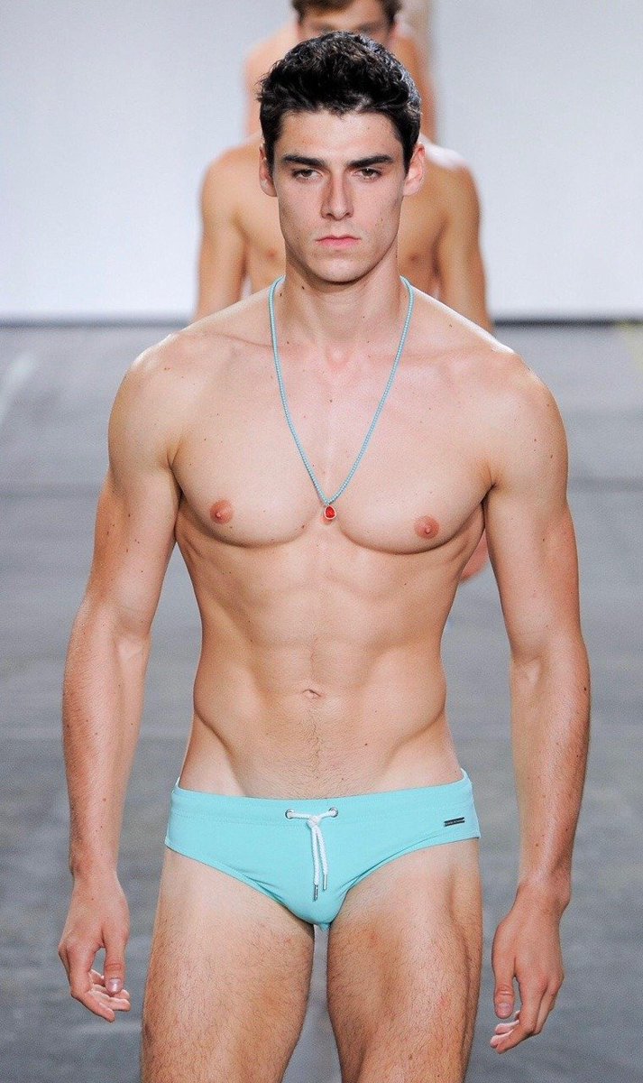 Nude Gay Celebs @gaynudeceleb - Twitter Profile | Sotwe