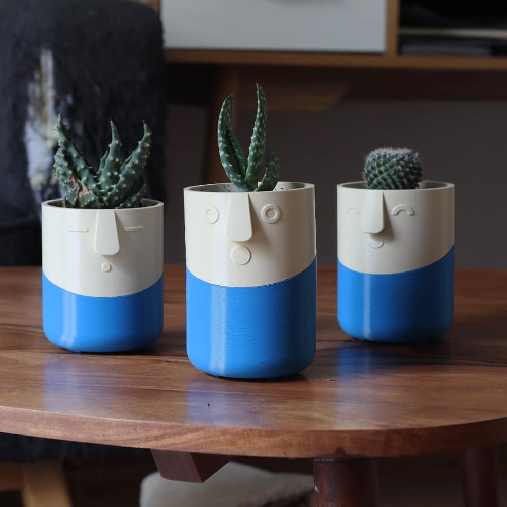 flowalistik's tweet photo. Today I finally gave @elienigenaaa (and her family) the Happy Planter Collection! 👨‍👩‍👧⚡🌲 Want to 3D print your own? https://t.co/gjNOhLyFlQ
